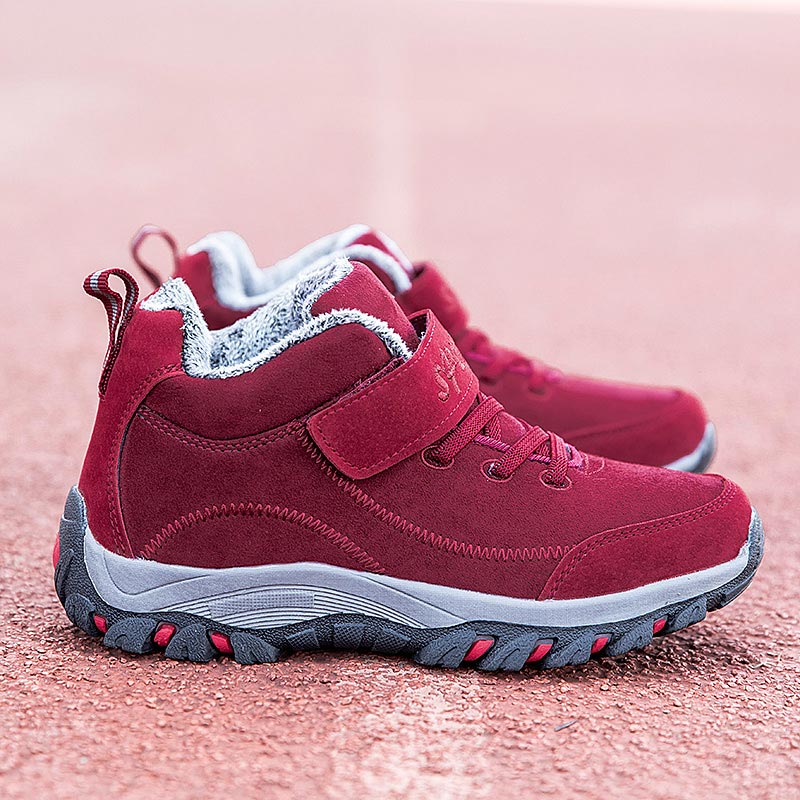short winter sports shoes for  - Table Tennis Multiplayer incelemesi ve fiyatı